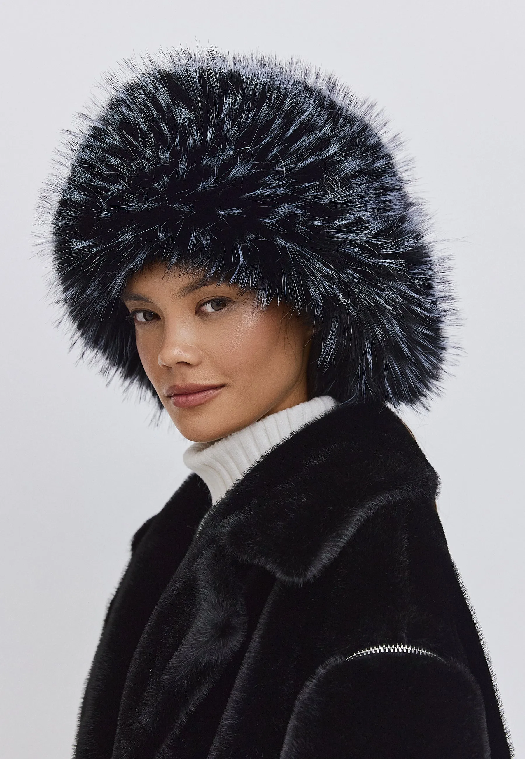 Faux Fur Hat Irina - Black