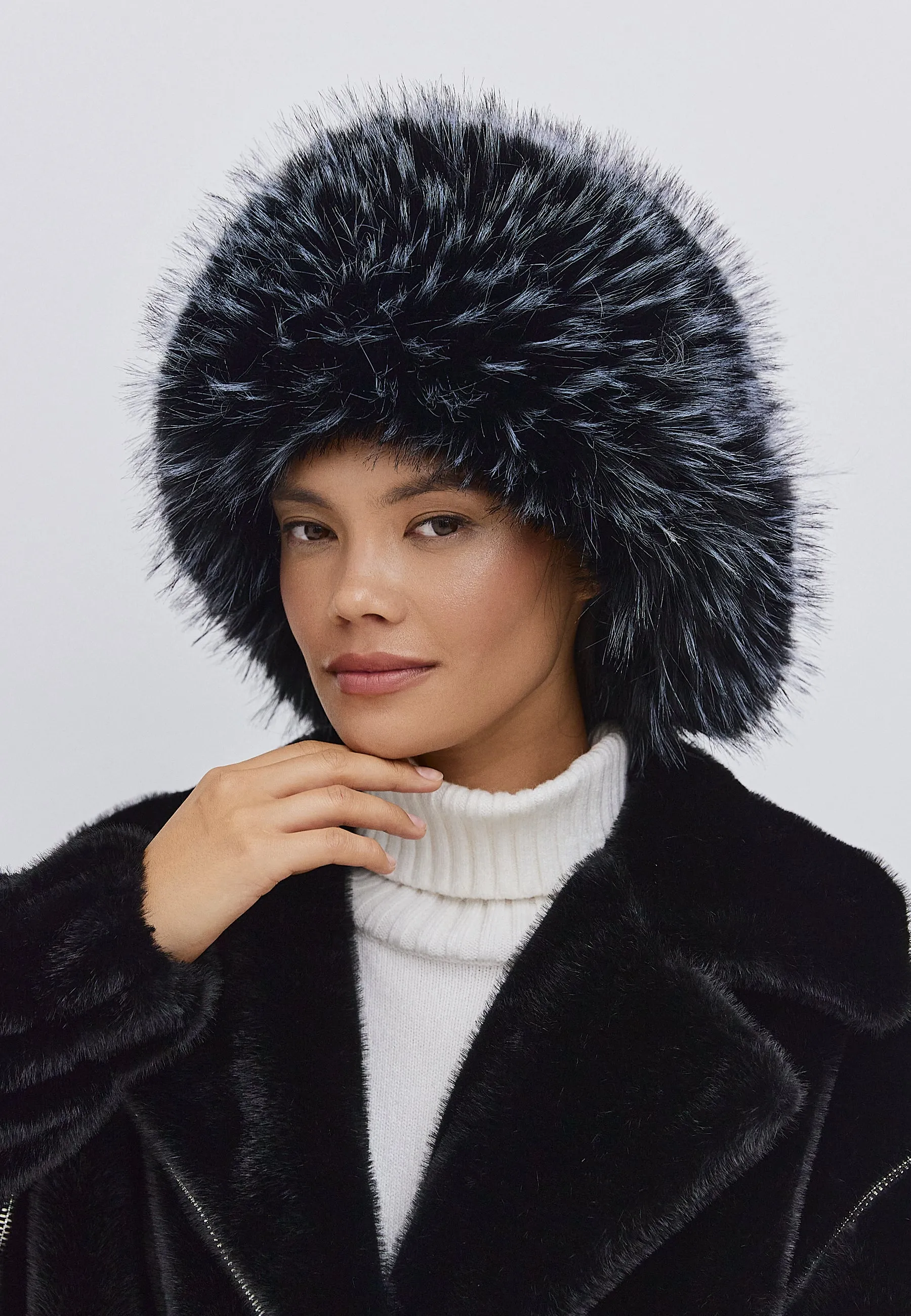 Faux Fur Hat Irina - Black