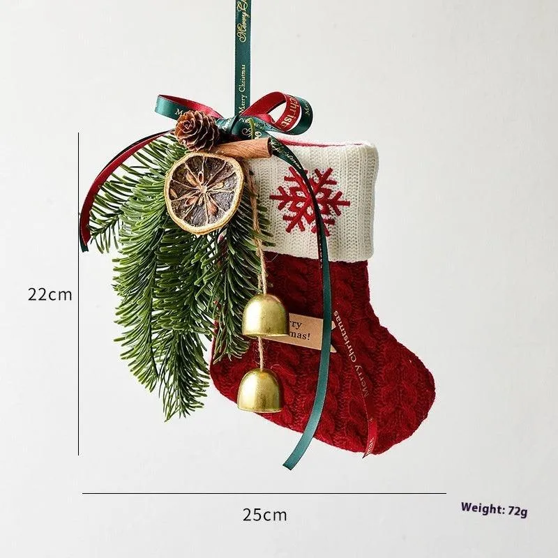 Knitted Christmas Stockings – Festive Decorations for Your Holiday Scene Layout