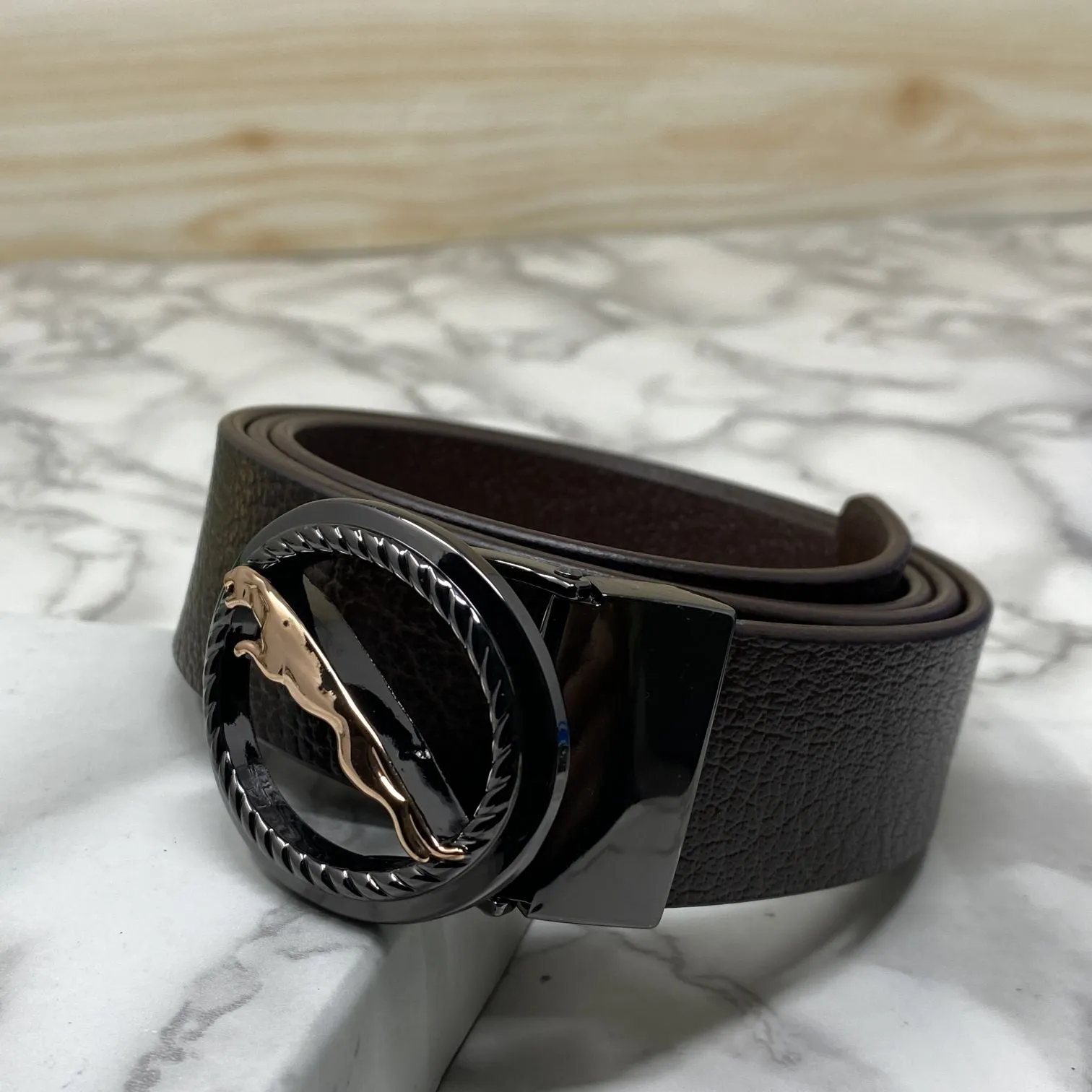 Round Jaguar Metal Buckle With Leather Strap Belt-JonasParamount