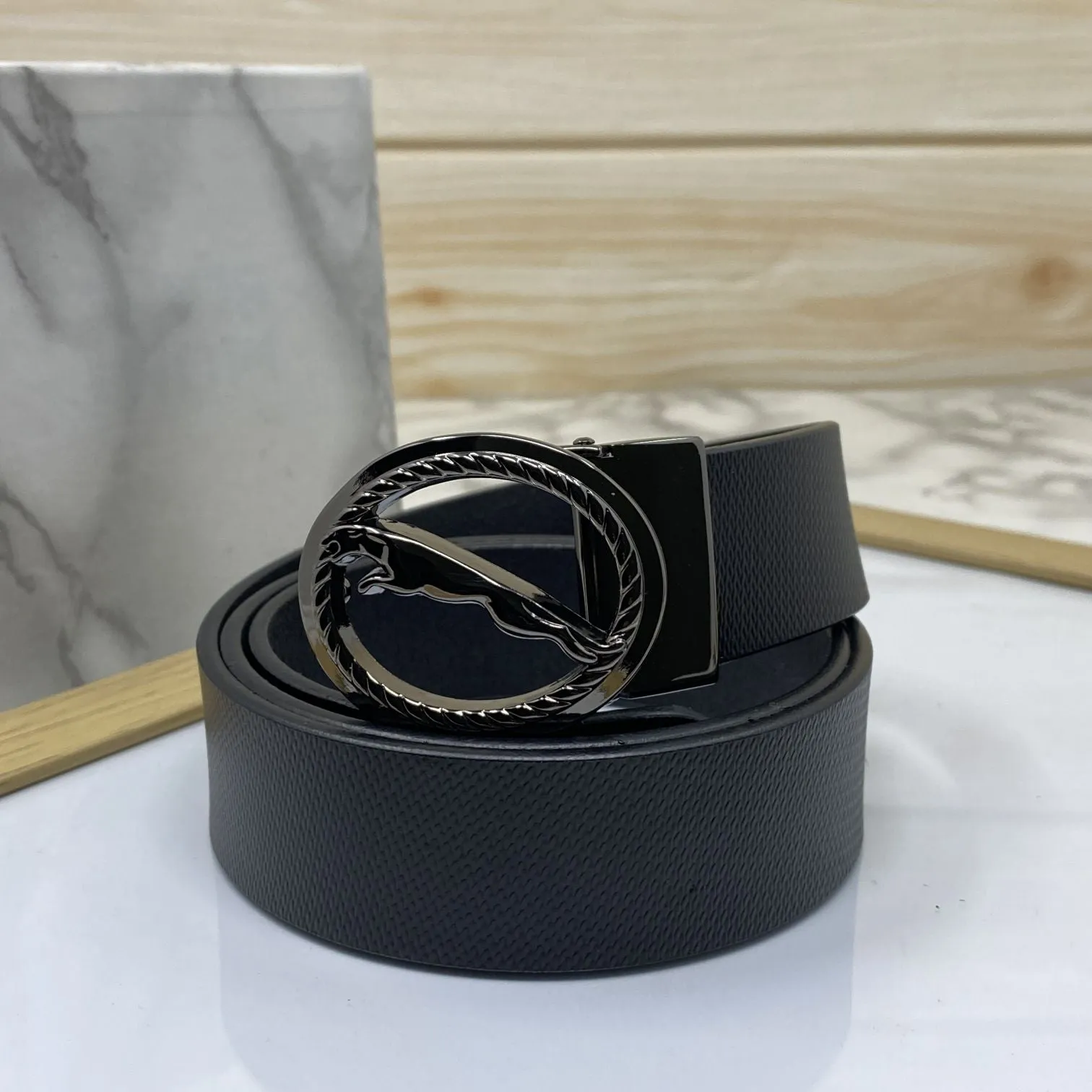 Round Jaguar Metal Buckle With Leather Strap Belt-JonasParamount