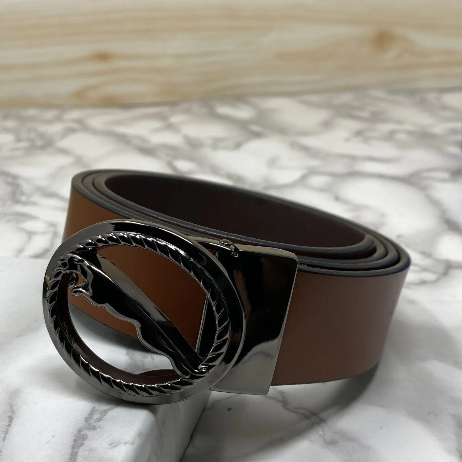 Round Jaguar Metal Buckle With Leather Strap Belt-JonasParamount