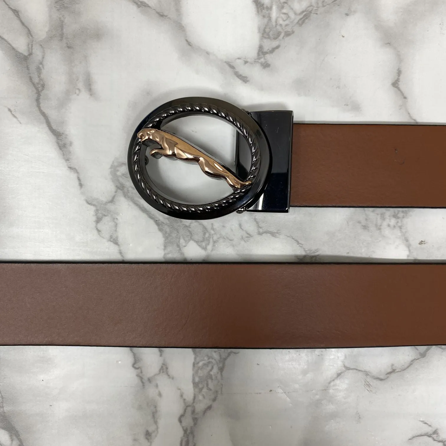 Round Jaguar Metal Buckle With Leather Strap Belt-JonasParamount