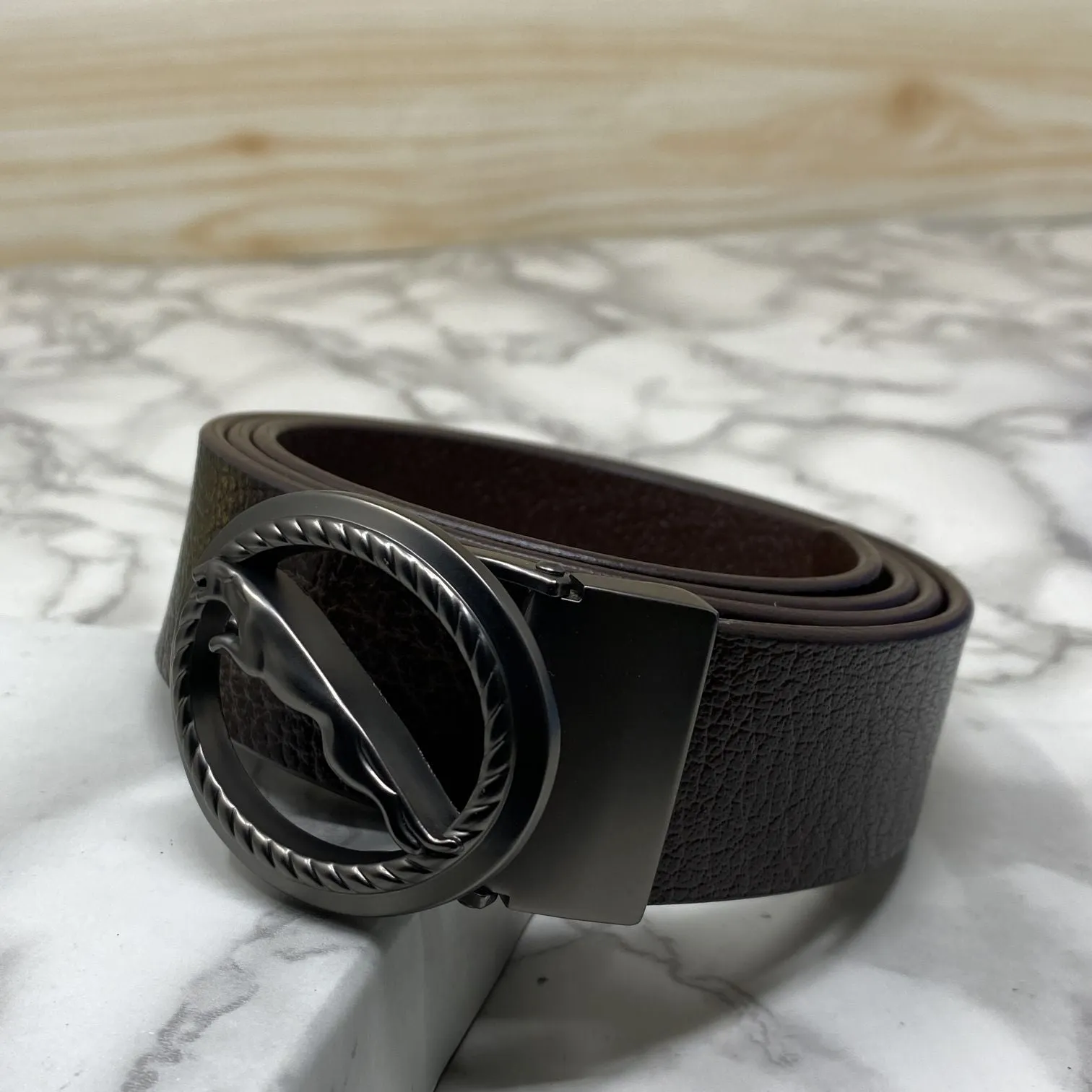 Round Jaguar Metal Buckle With Leather Strap Belt-JonasParamount