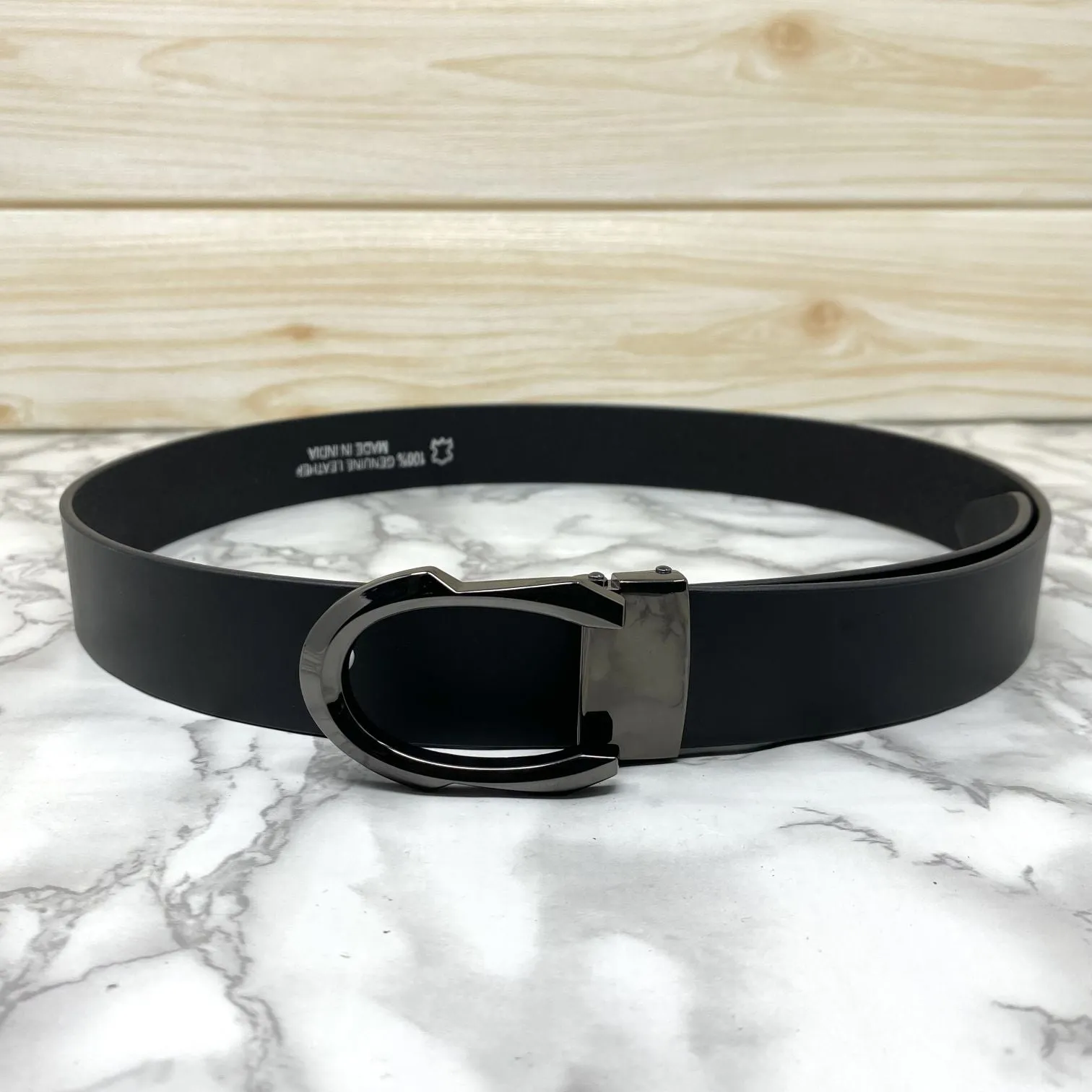 Signature C Logo Leather Belt For Unisex-JonasParamount